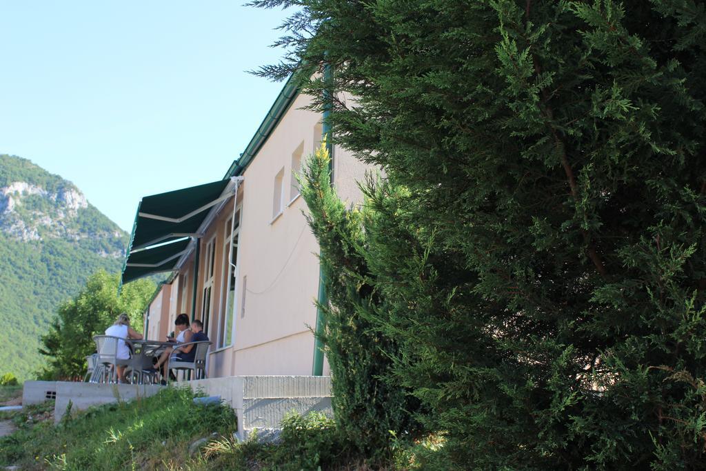 Guesthouse Eko Piva بلوزين المظهر الخارجي الصورة