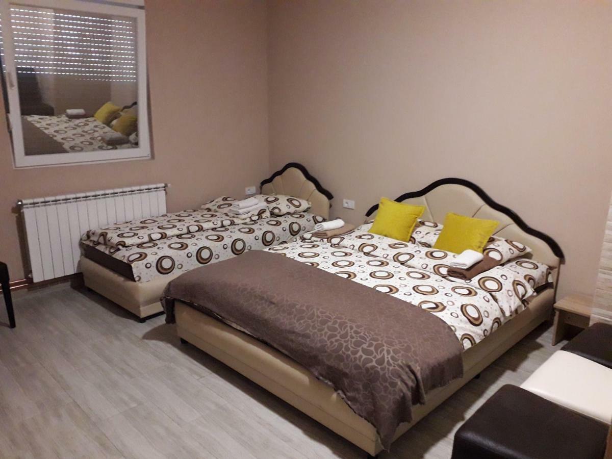 Guesthouse Eko Piva بلوزين المظهر الخارجي الصورة
